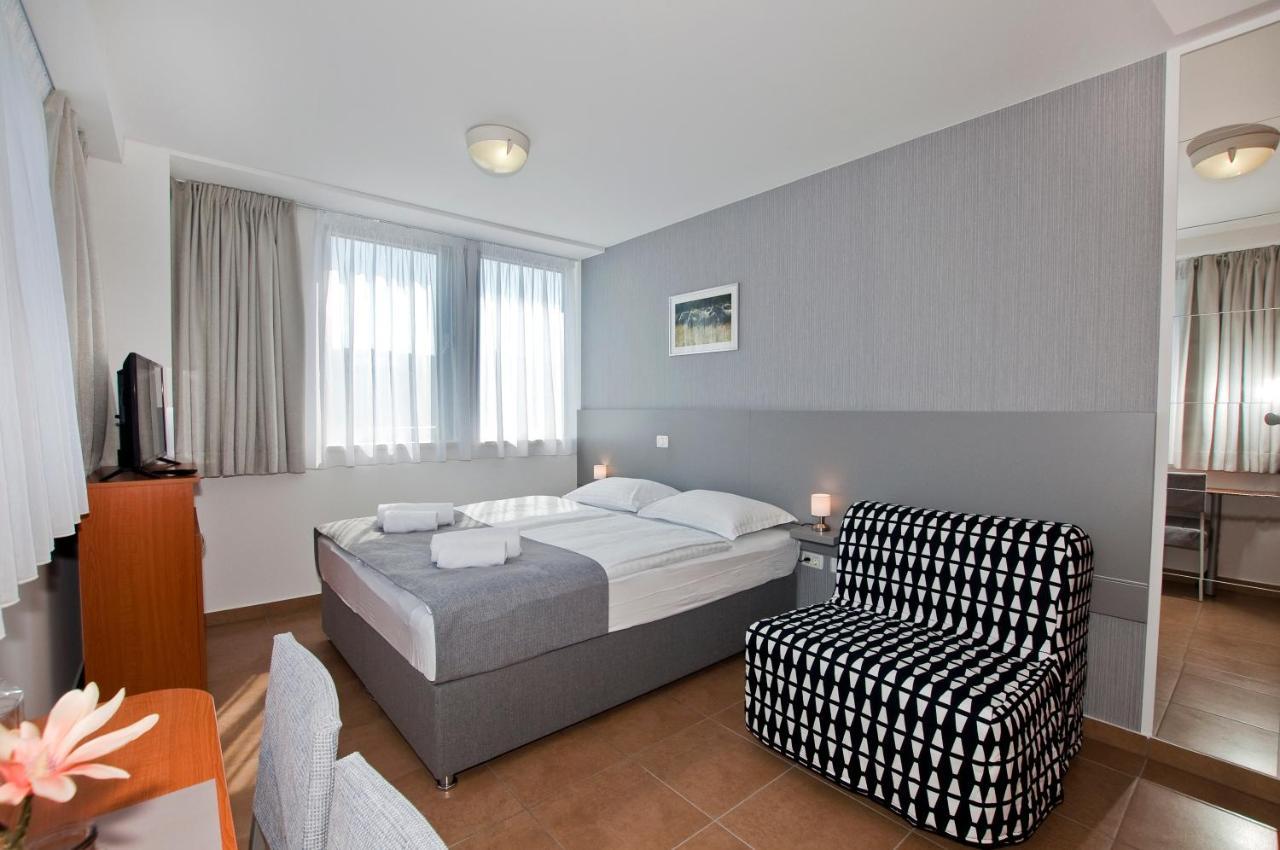 Sobe Rooms Nataly 세자나 외부 사진