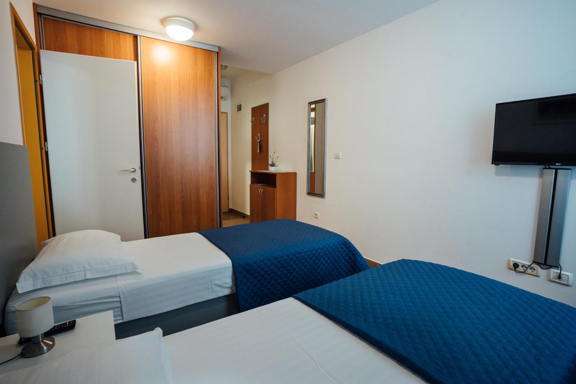 Sobe Rooms Nataly 세자나 외부 사진